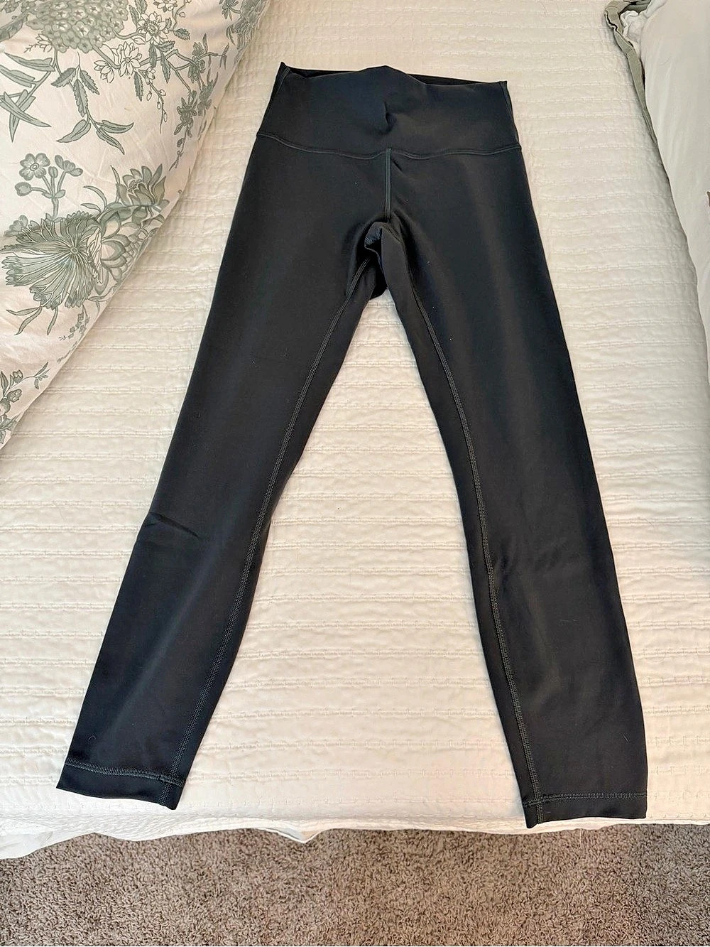 Lululemon Wunder Train PHigh-Rise 25” Grey Leggings Size 6